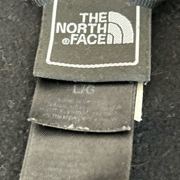 The North Face Men's Gray and Black Puffer Jacket - Picture 6 of 16